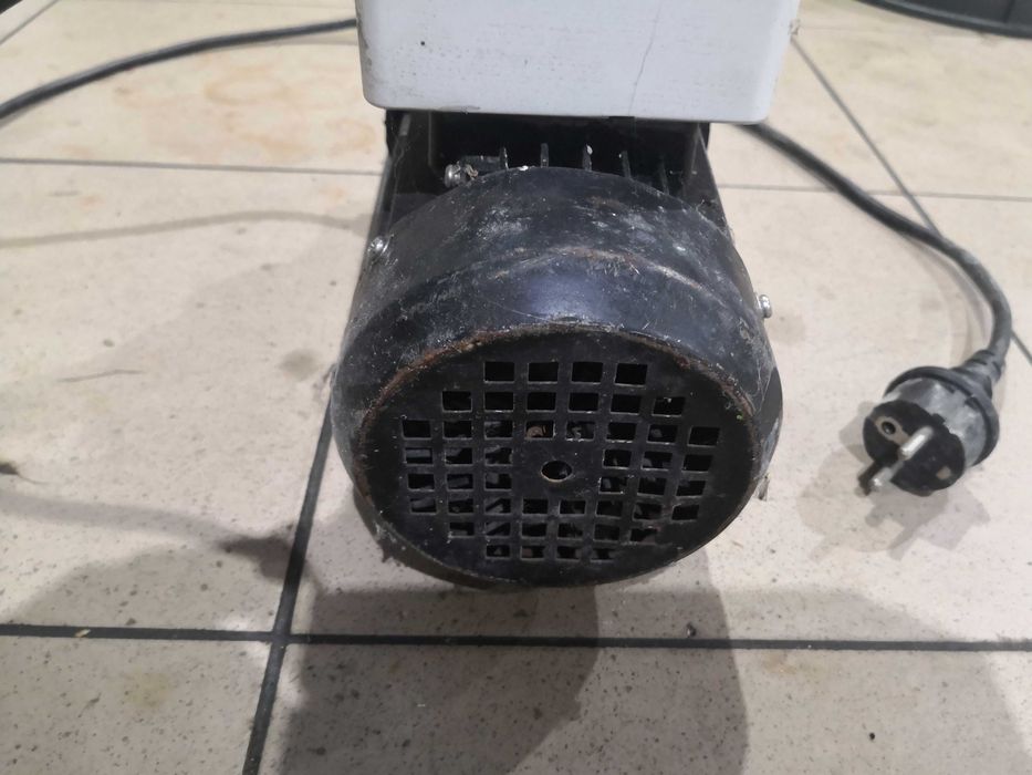 Pompa basenowa do filtra piaskowego wydajna 0,5 KW