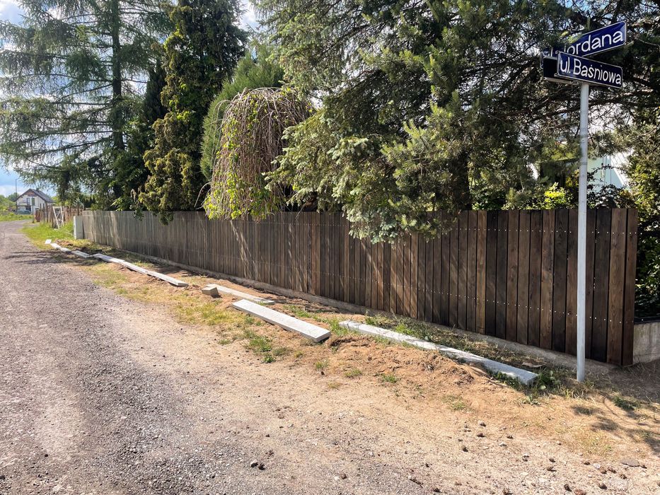 Drewniane płoty ze sztachet sztachety płoty drewniane panelowe