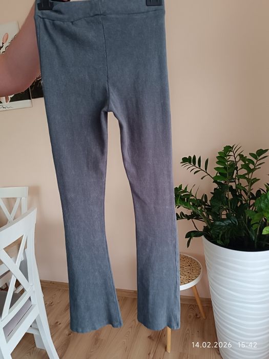 Nowe spodnie Reserved dzwony r 146 152