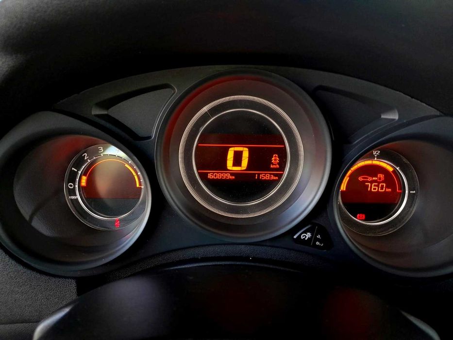 CITROEN C4 II Hatchback 1.6 BlueHDi Diesel 2017