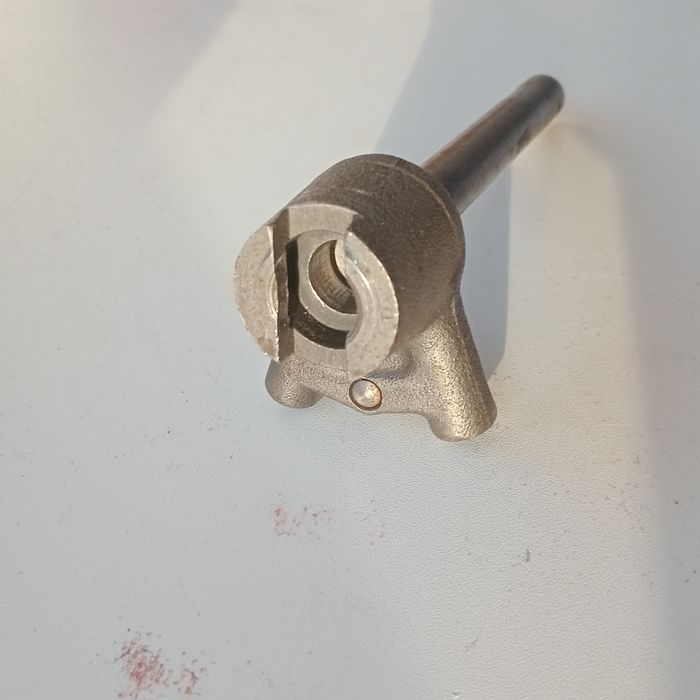 Рогатий вал Ява оригінальний ЧССР бензопила