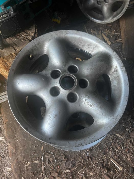 Диски Land Rover R16