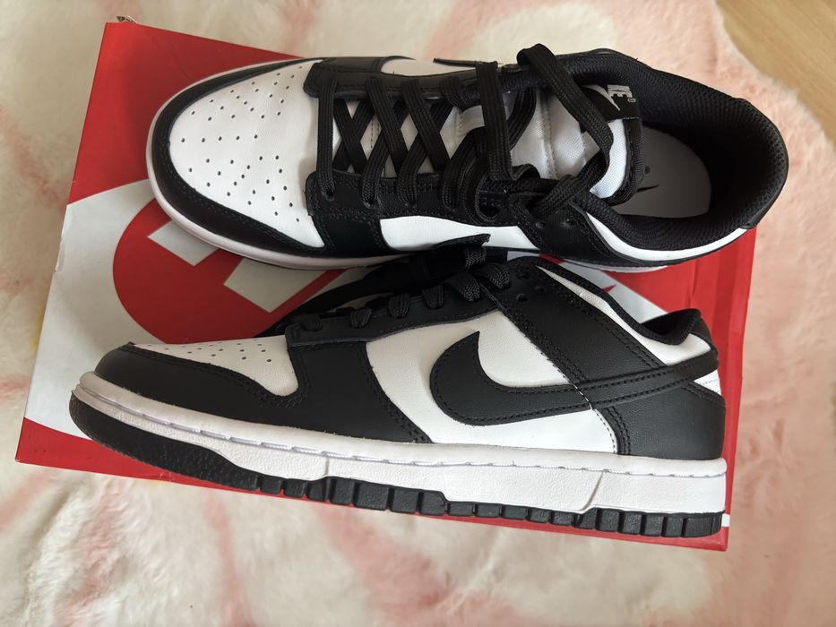 Nike dunk low panda