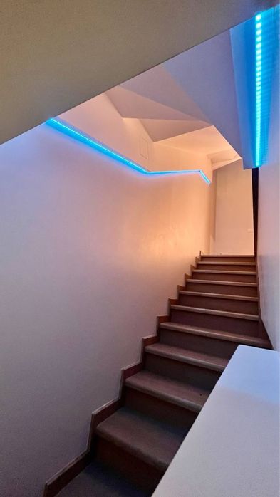 Продам СУЧАСНИЙ УКОМПЛЕКТОВАНИЙ ТАУНХАУС з ділянкою, Дослідна станція