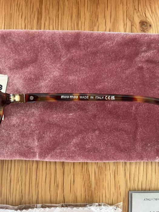 Oculos de sol Miu Miu