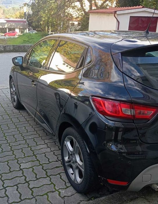 Renault Clio 1.5 DCI GT line COM GARANTIA