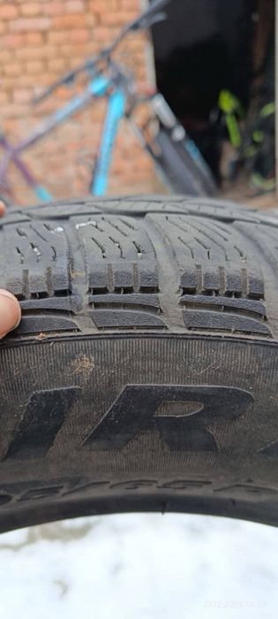 Хорошая зимняя резина R15 195/65 б/у