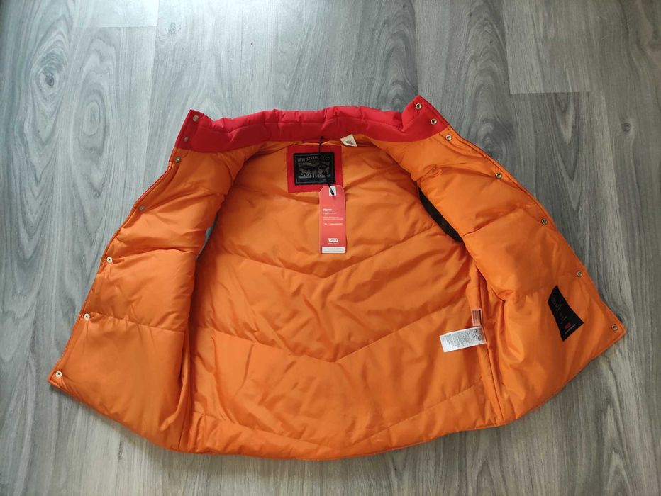 Безрукавка levis