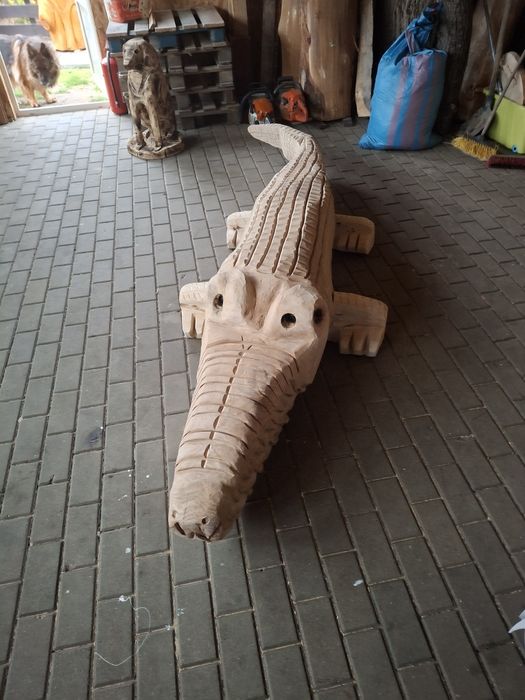 Rzeżba ogrodowa krokodyl