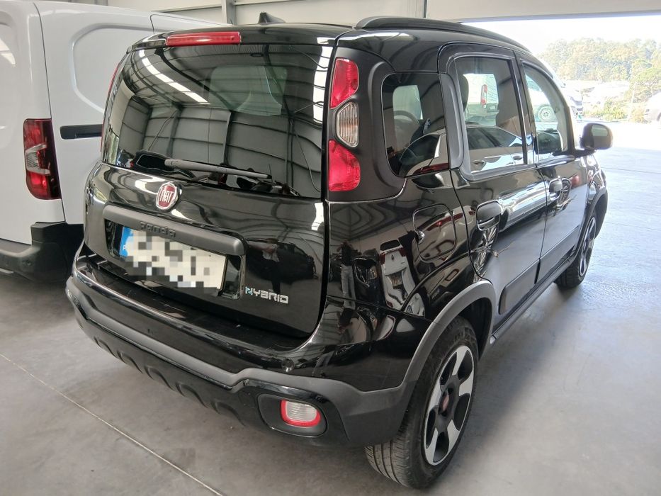 Fiat Panda Cross Hybrid 2024