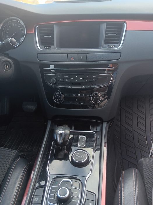 Peugeot 508 2.0 Hybrid4 – 163 cv | 2012