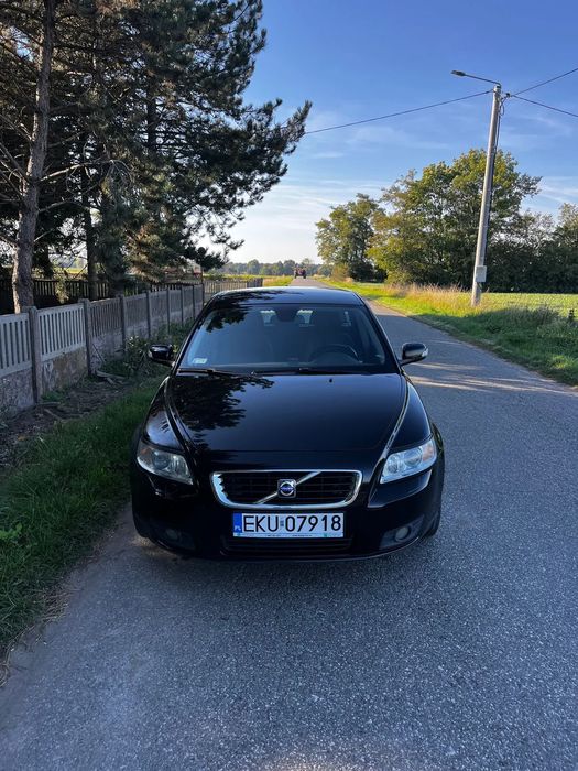 Volvo V50