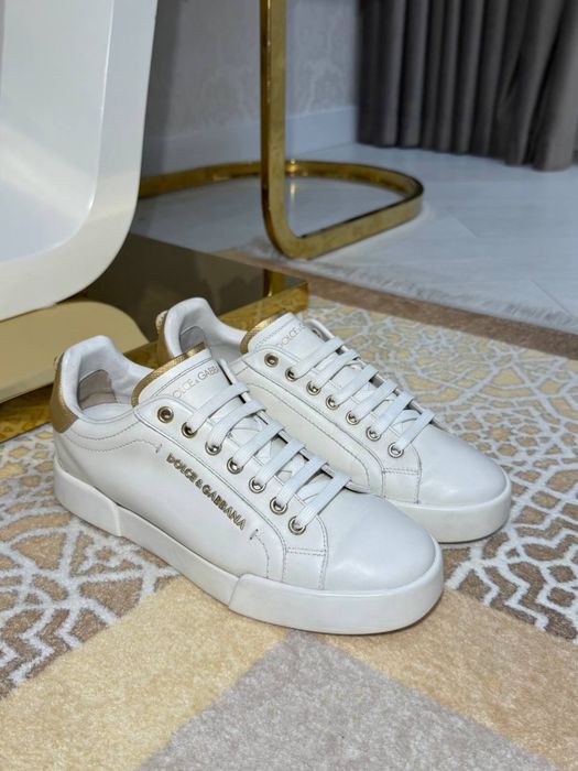 Продам кроссовки Dolce Gabbana portofino