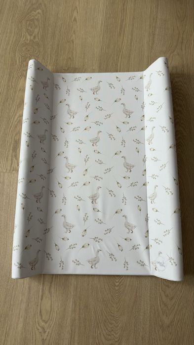 Przewijak nowy w gąski