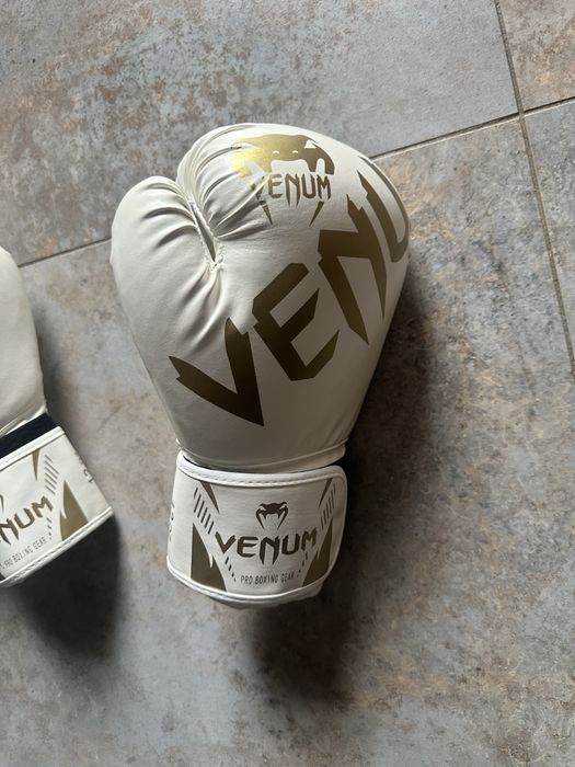 Biale rekawice venum