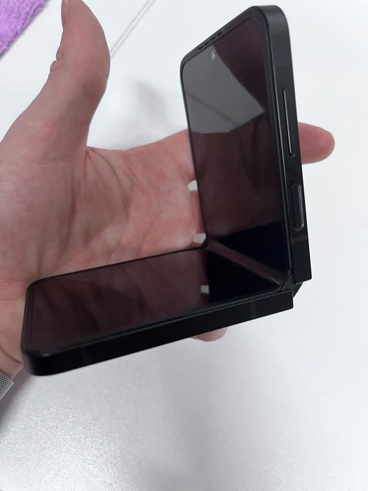 Samsung galaxy z Flip 7 FE