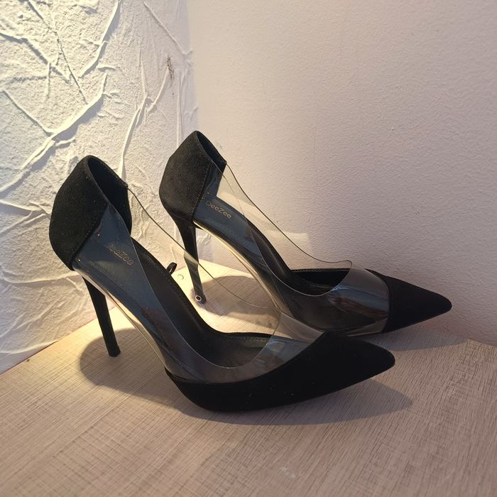 Czarne szpilki wizytowe 39 deezee