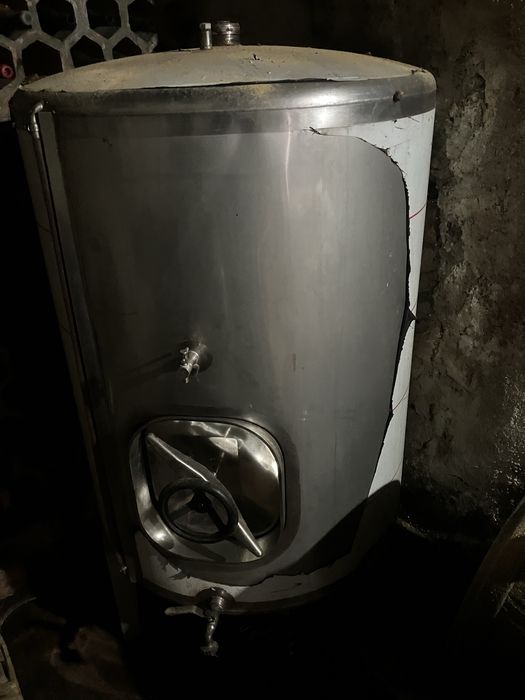 Cubas em INOX usadas em bom estado.