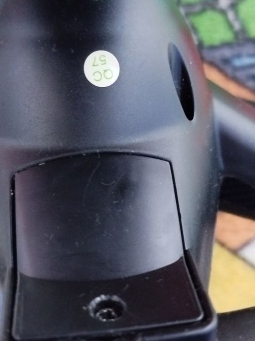 Samochodzik pchacz McLaren P4 czerwony– nie mieści się do paczkomatu