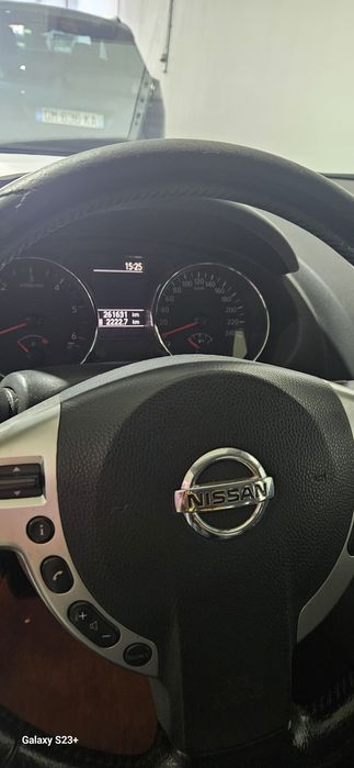 Nissan qashqai 2011