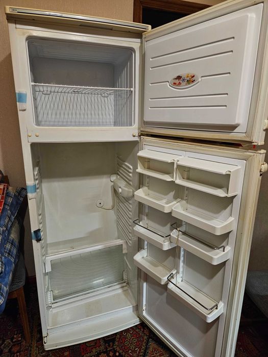 Продам холодильник б/у