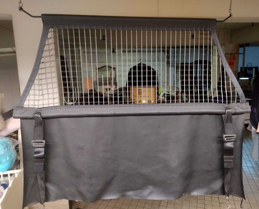 Bancos 3ª Fila 307/308 7 lug + Rede Separadora