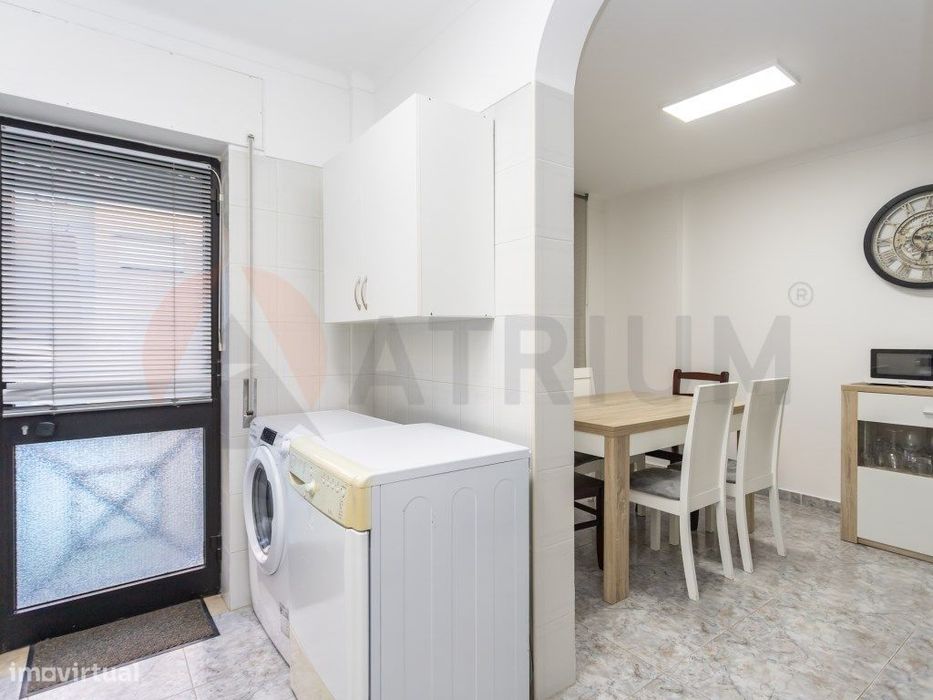 Harmonioso Apartamento com arrecadação