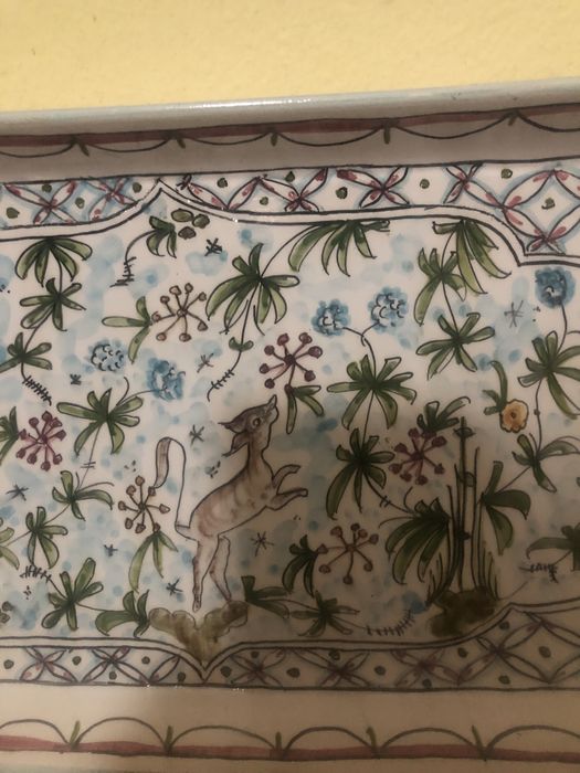 Tabuleiro antigo pintado à mão