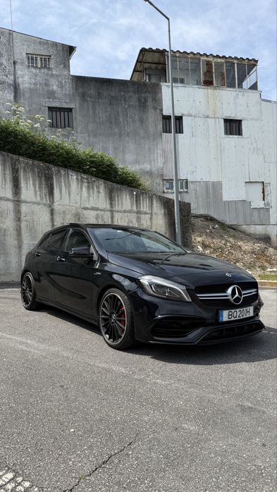 Mercedes A45 AMG facelift 381cv