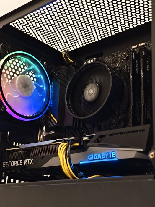 Игровой пк GIGABYTE RTX 3060 (3 куллера), Ryzen 5 5600, 16GB, 500GB