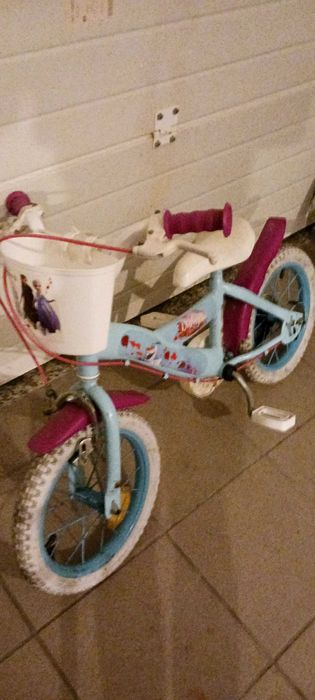 Bicicleta da frozen usada para criança