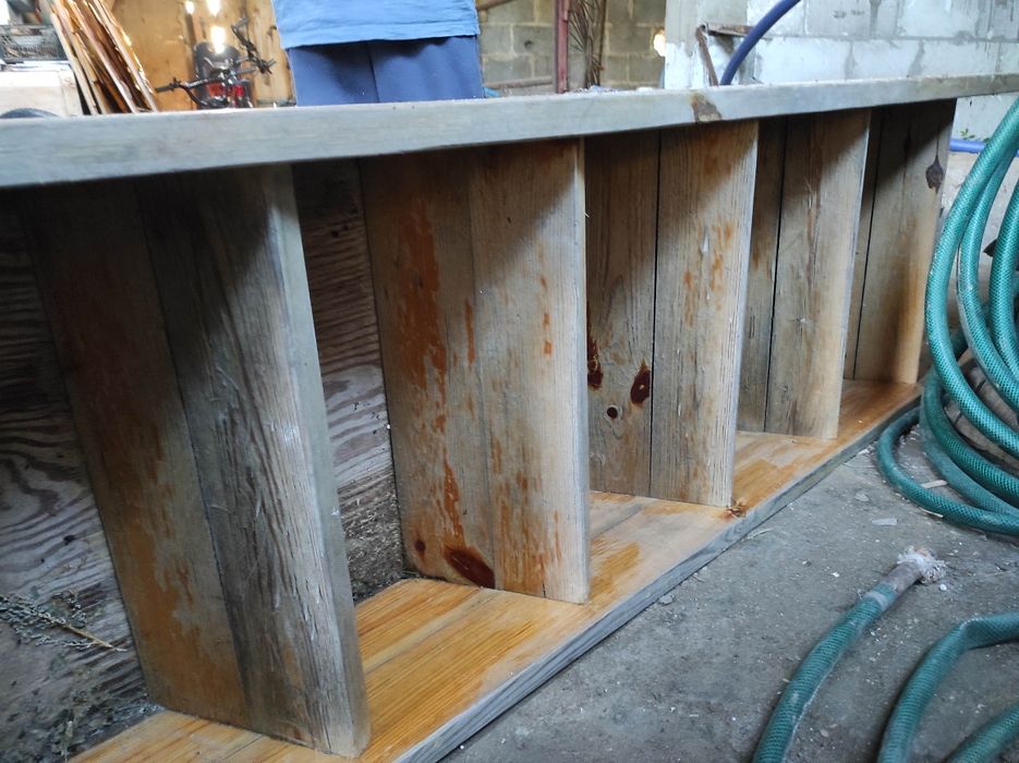 Schody drewniane na strych itp do renowacji