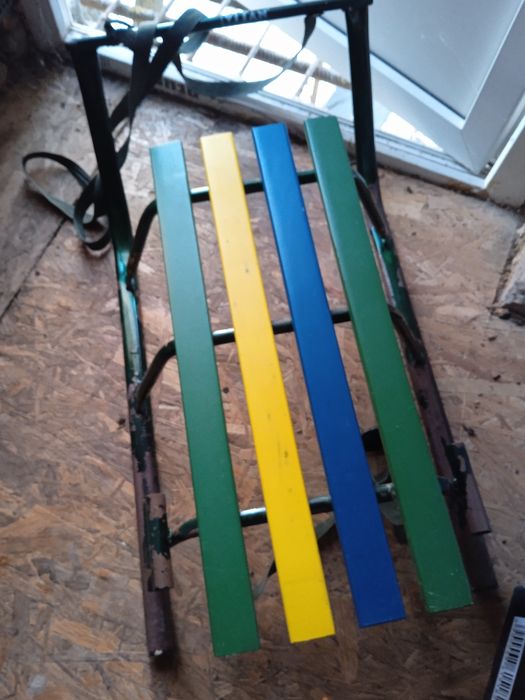 Продам  дитячі санки.Зручні,якісні в ідеальному стані.