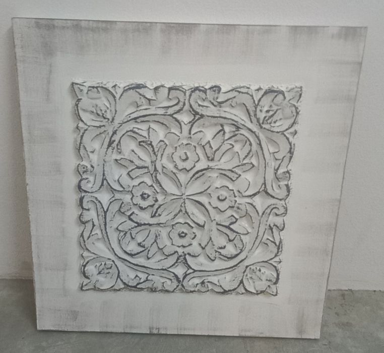 Quadro decorativo com Mandala em relevo