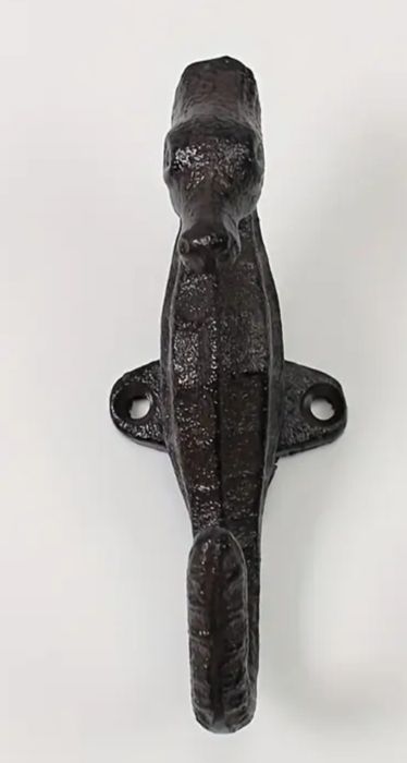 Gancho em Ferro Cavalo Marinho