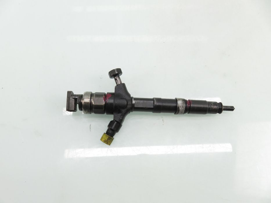 Wtryskiwacz Toyota Corolla Verso 2.0 D-4d - 236700g010