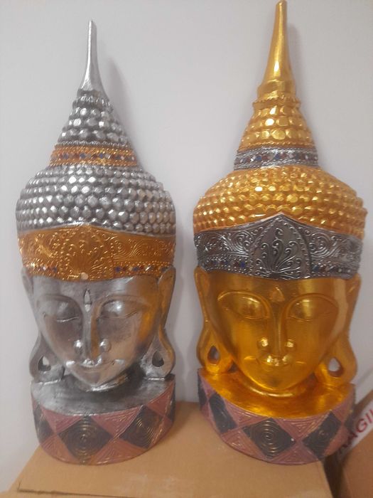 Cabeça de Buda, de parede, com 75cm