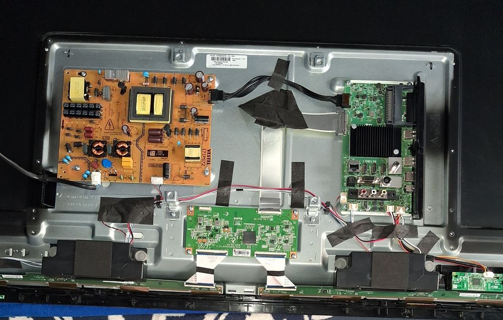 Telewizor Toshiba używany z usterką 58UA2063DG 58"