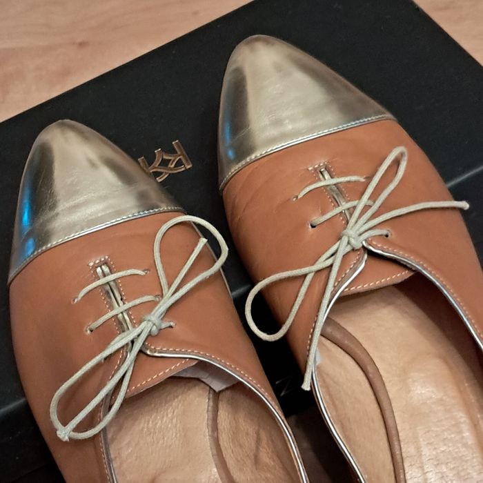 Wygodne, płaskie półbuty typu oxford Grabara 39