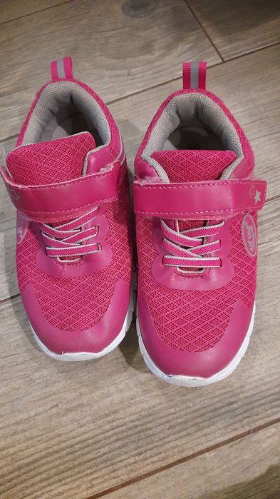 Кросівки для дівчинки розмір 30