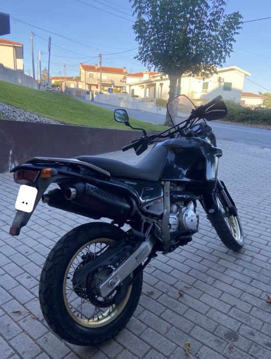 Aprilia Pegaso 650
