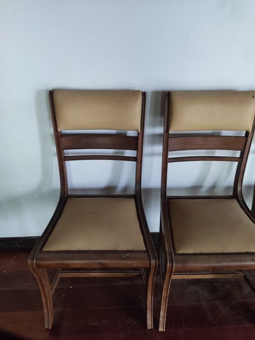 6 cadeiras de sala de jantar