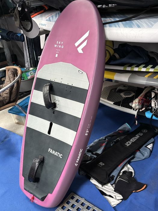 Prancha de wing foil Fanatic Sky Wing, 85 litros