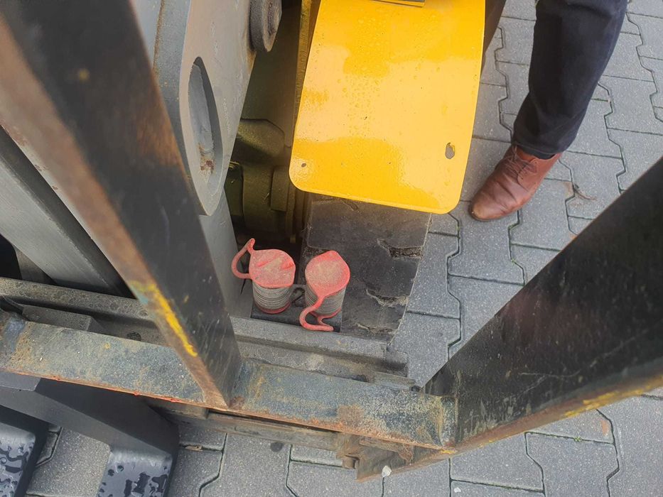 Wózek widłowy używany Jungheinrich TFG320s 2019 TRIPLEX przesuw boczny