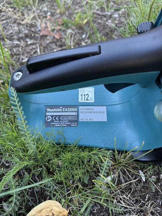 Spalinowa Makita pila lańcugowa EA3200S sprawna używana