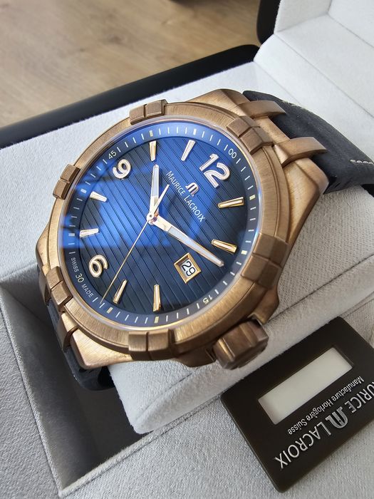 Maurice Lacroix Aikon AI1028