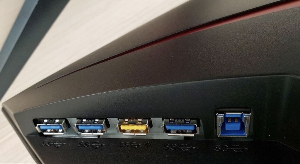Monitor Gaming AOC 24G2U (1080p | 144Hz | Painel IPS)