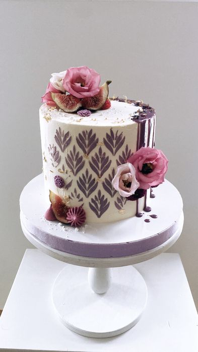 Torty artystyczne z wysokiej jakości składników