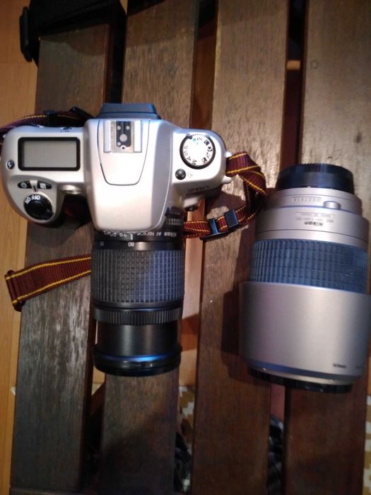 Nikon F60 Analog Camera64584417152513124