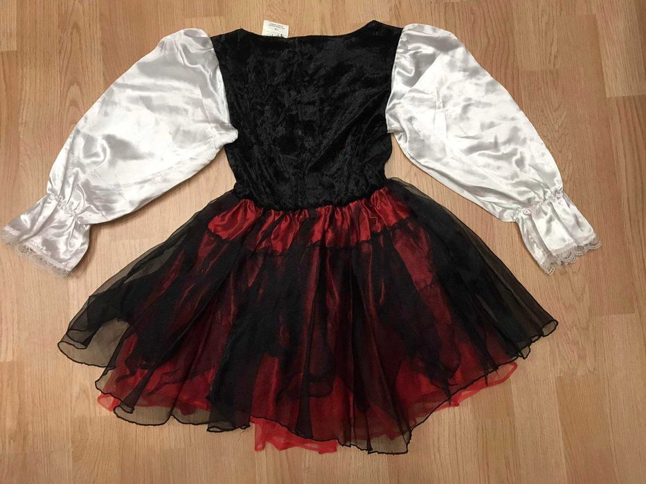 Платье Красная шапочка нарядное праздник карнавал р.30/32 детское